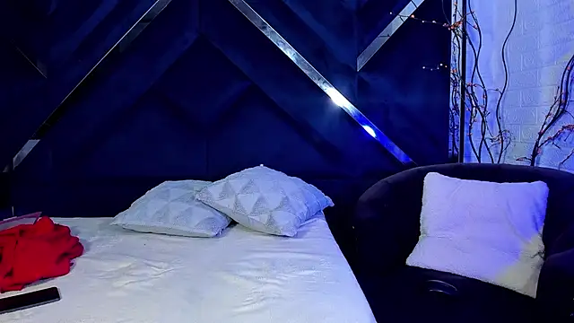 Sue blue online show from 02.27.26