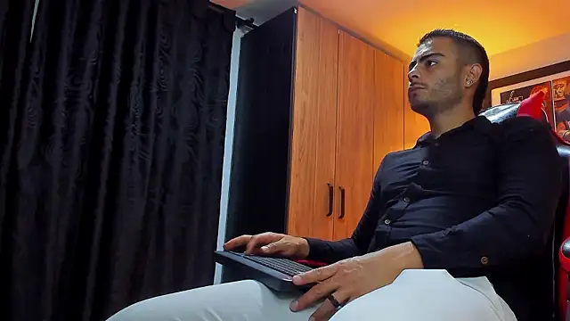 Master Sam  online show from 01.10.26