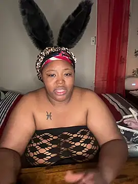 Snapshot of Chocolatebunnyxx96 chatting on 02.25.26 Chocolatebunnyxx96 online show from 02.25.26