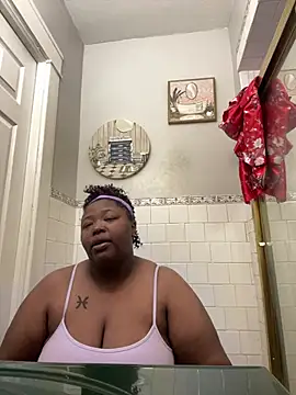 Snapshot of Chocolatebunnyxx96 chatting on 03.04.26 Chocolatebunnyxx96 online show from 03.04.26