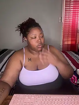 Snapshot of Chocolatebunnyxx96 chatting on 03.05.26 Chocolatebunnyxx96 online show from 03.05.26