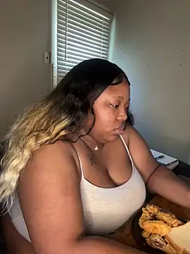 Snapshot of Chocolatebunnyxx96 chatting on 03.22.26 Chocolatebunnyxx96 online show from 03.22.26