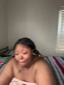 Snapshot of Chocolatebunnyxx96 chatting on 04.08.26 Chocolatebunnyxx96 online show from 04.08.26