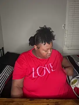 Snapshot of Chocolatebunnyxx96 chatting on 04.15.26 Chocolatebunnyxx96 online show from 04.15.26