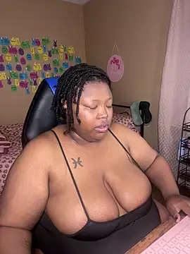 Snapshot of Chocolatebunnyxx96 chatting on 07.02.26 Chocolatebunnyxx96 online show from 07.02.26