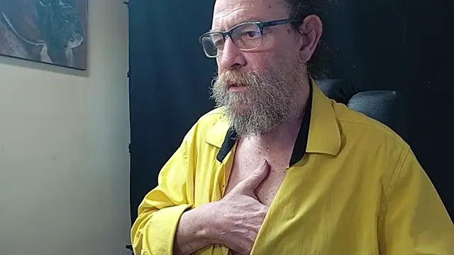 Uncle Hottie online show from 04.12.26