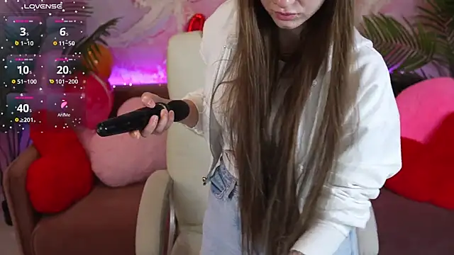 AlexaFleur online show from 02.17.26