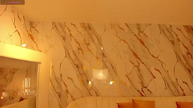 KayraLanne online show from 02.12.26