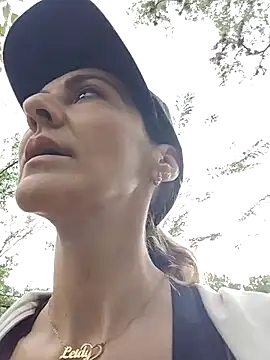 Snapshot of Monita_Med chatting on 04.05.26 Monita Med online show from 04.05.26