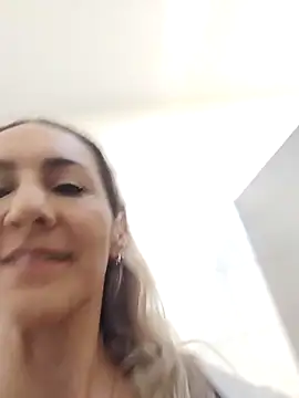 Snapshot of Monita_Med chatting on 04.08.26 Monita Med online show from 04.08.26