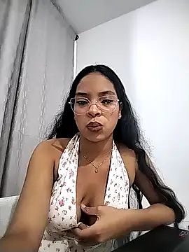 KATALINA SANTANA  online show from 02.02.26