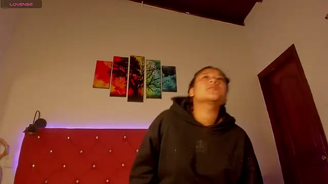 Snapshot of _Elaine_1 chatting on 01.06.26 Elaine 1 online show from 01.06.26