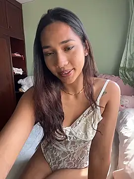 Lyla Love online show from 01.15.26