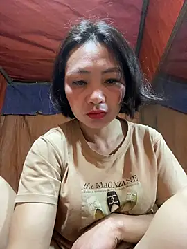 Snapshot of Some-03 chatting on 02.16.26 Some-03 online show from 02.16.26