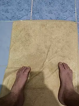 lyonnqw online show from 01.08.26