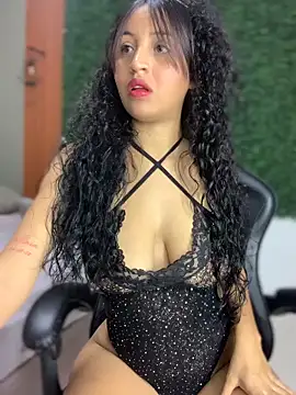 PaulaSweetFire  online show from 02.21.26