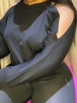 Snapshot of Lina_Velvet_ chatting on 02.01.26 Lina Velvet online show from 02.01.26