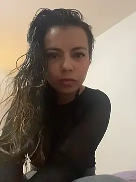 cinthia2011 online show from 02.24.26