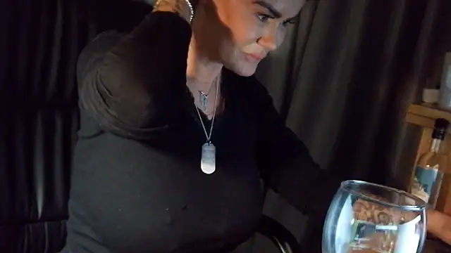 ScottishIvy online show from 02.11.26