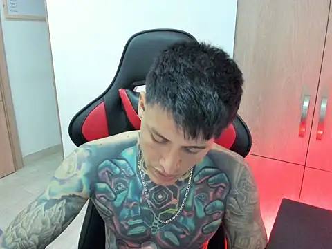 Chrissblack online show from 02.28.26