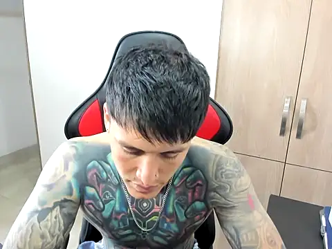 Chrissblack online show from 04.19.26