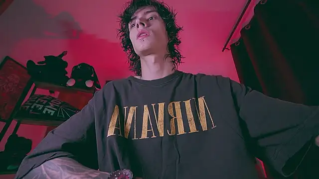 Snapshot of Olliver___y chatting on 02.19.26 Olliver y online show from 02.19.26