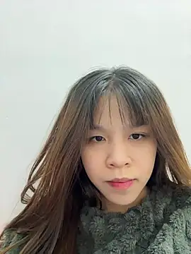 Snapshot of Lyli-122 chatting on 01.11.26 Lyli-122 online show from 01.11.26