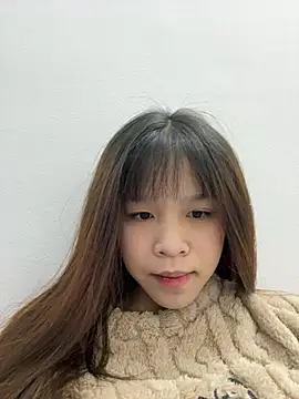 Snapshot of Lyli-122 chatting on 01.12.26 Lyli-122 online show from 01.12.26