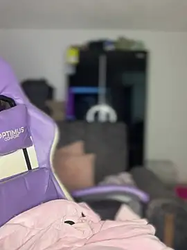 Stormi th online show from 04.17.26