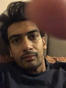 Snapshot of brown_leather chatting on 03.28.26 brown leather online show from 03.28.26