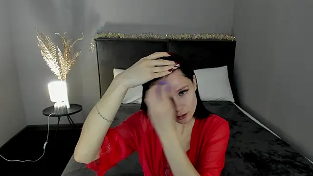 Snapshot of SkinyJoys chatting on 02.06.26 SkinyJoys online show from 02.06.26