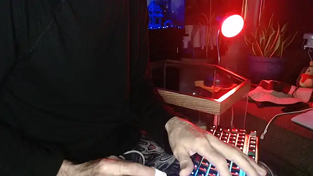 EspanolVato online show from 04.24.26
