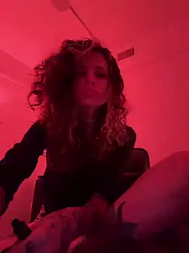 paranoidbimbo online show from 03.04.26