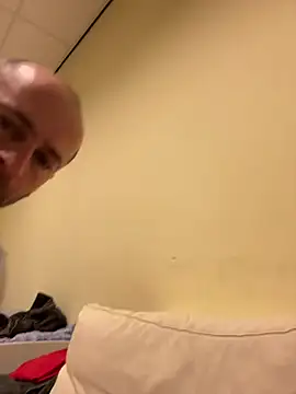 Majestik1 online show from 04.21.26