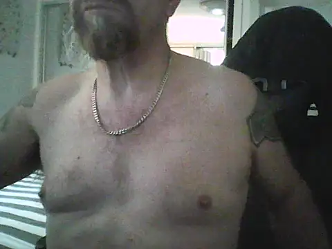 loudandproud online show from 02.10.26