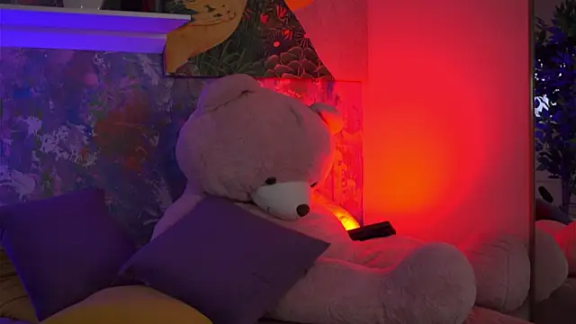 Ava Solis online show from 05.26.26