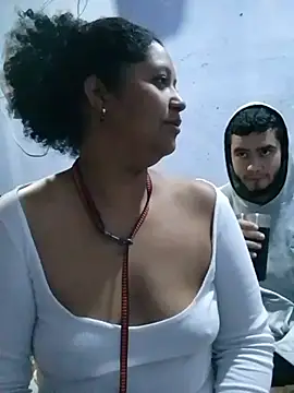 Isabel and Heckler online show from 01.16.26