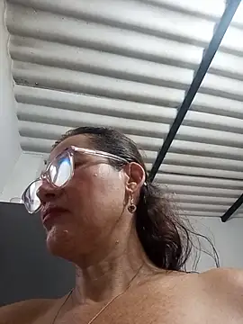 Snapshot of Salome_69 chatting on 05.17.26 Salome 69 online show from 05.17.26