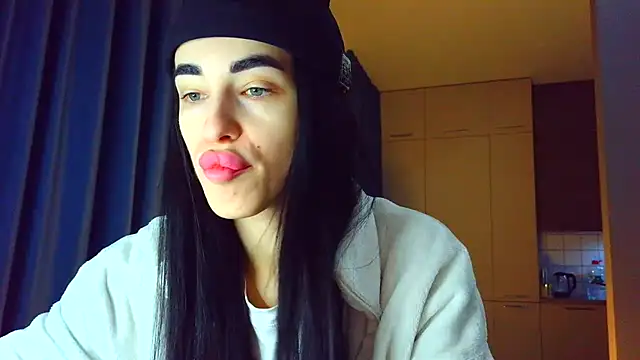 Vlada Elfie online show from 01.18.26