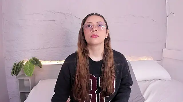 lanna 18  online show from 03.23.26