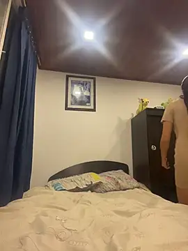 Snapshot of Eve_Ritz chatting on 04.15.26 Eve Ritz online show from 04.15.26