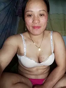 Snapshot of Piu_18 chatting on 03.04.26 Piu 18 online show from 03.04.26