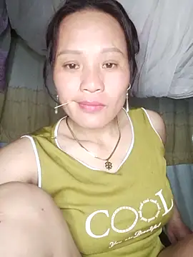 Snapshot of Piu_18 chatting on 03.12.26 Piu 18 online show from 03.12.26