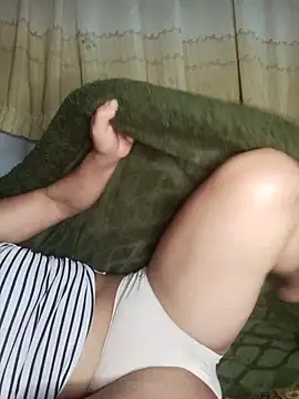 Snapshot of Piu_18 chatting on 03.23.26 Piu 18 online show from 03.23.26