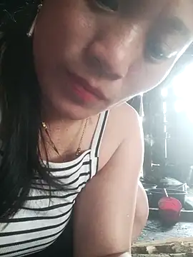 Snapshot of Piu_18 chatting on 03.24.26 Piu 18 online show from 03.24.26