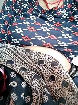 Snapshot of Queen_chayna chatting on 07.29.26 Queen chayna online show from 07.29.26
