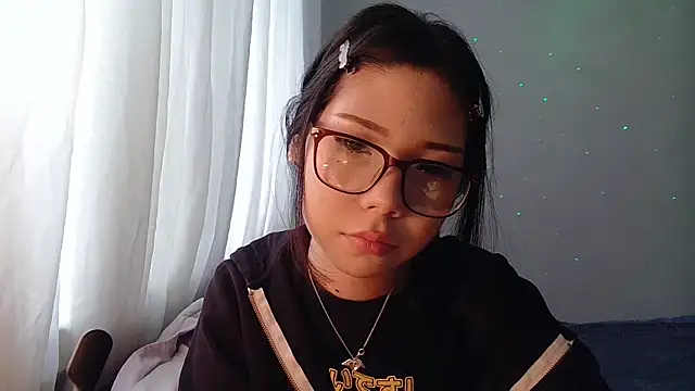 AprilOnilll online show from 01.08.26