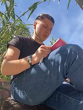 allee2206 online show from 03.30.26