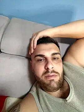 Snapshot of Attila98 chatting on 02.01.26 Attila98 online show from 02.01.26