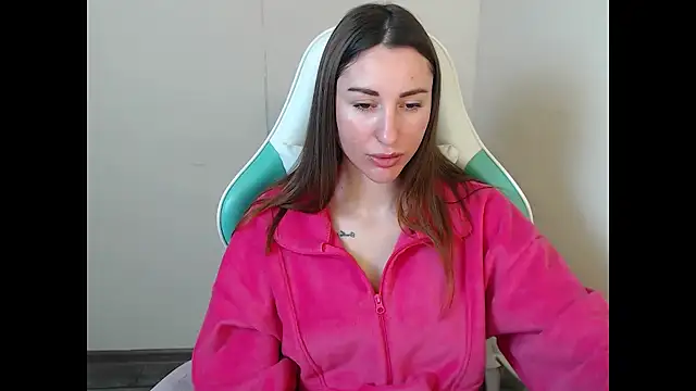 cammila horn online show from 03.02.26